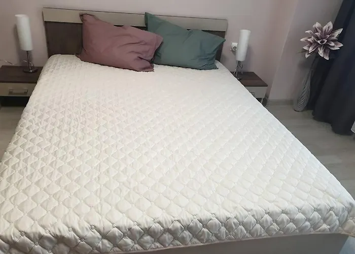 нов луксозен богоров в центъра на града Apartment *